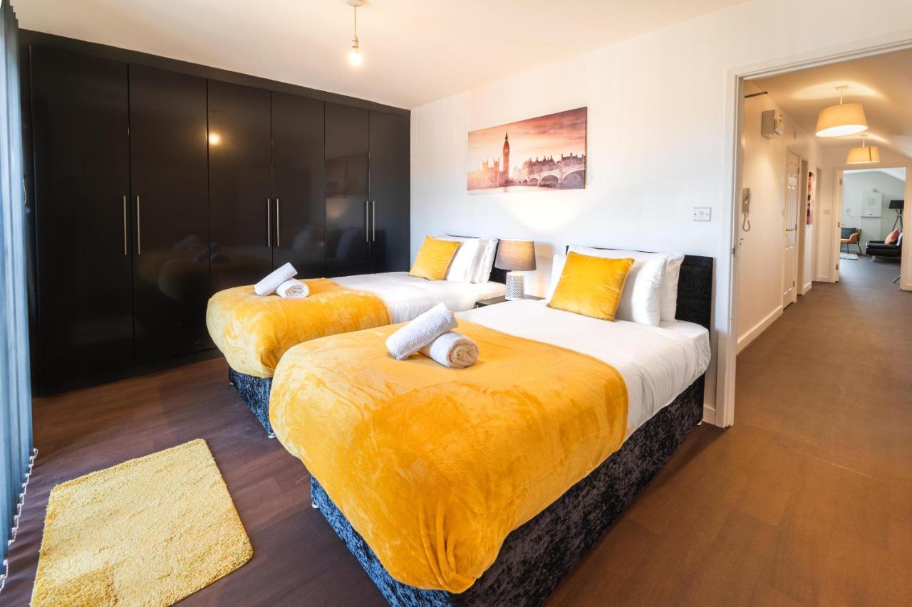 Perfect For Business And Leisure- Free Parking Apartment Саутхамптън Екстериор снимка